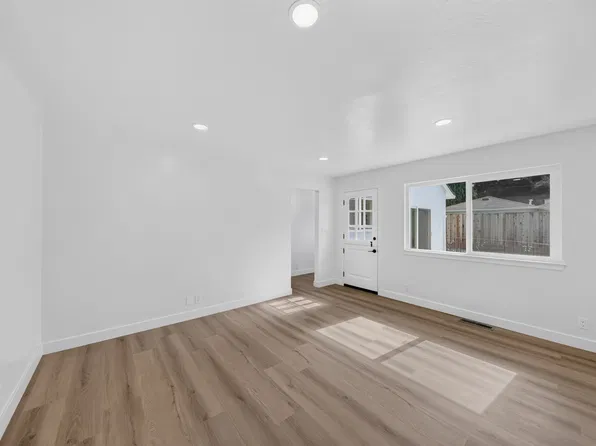 2156 W Hedding St, San Jose, CA 95128