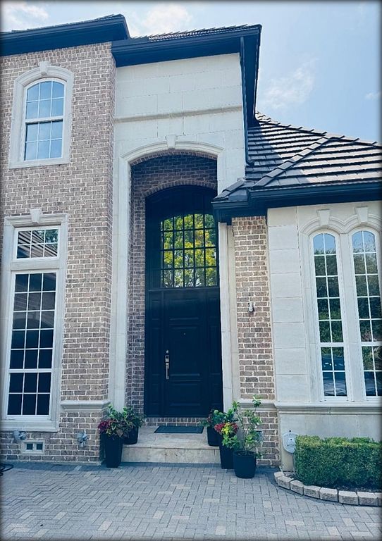 4320 Saint Andrews Blvd - Property Image