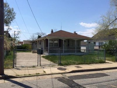 820 Robinson Ave, Atlantic City, NJ, 08401
