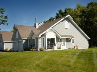 2186 Cypress Dr, Woodbury, MN 55125
