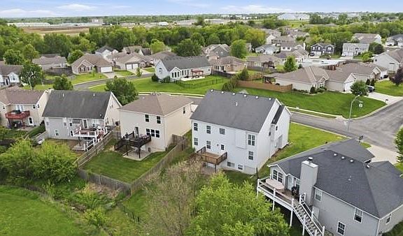 5th image of 1219 Wildflower Rd