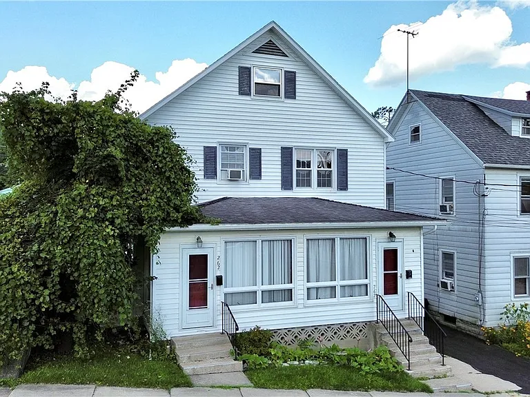 262 Church St — Photo 2