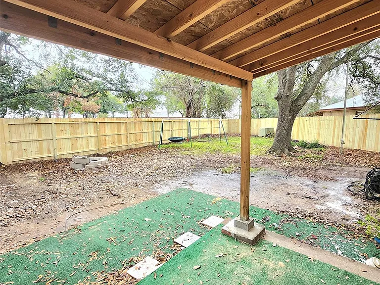 10047 Emerald Creek Dr — Photo 30