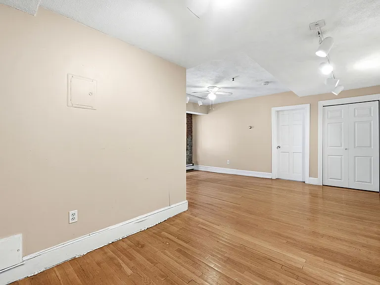 111 Jersey St #20A — Photo 8