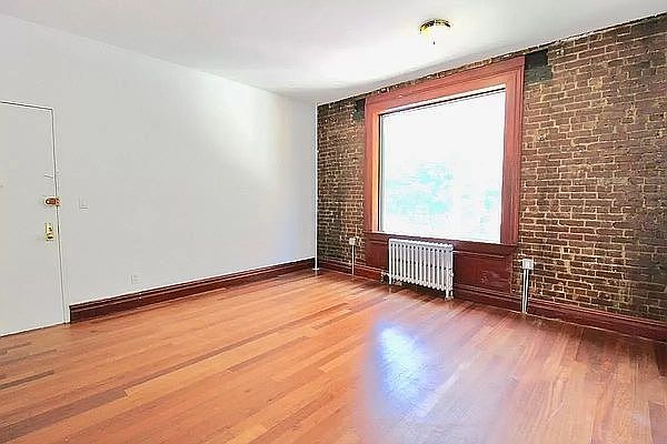 1st image of 1 W 100th St APT 5R