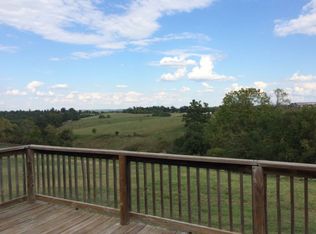 140 Madison 8731 St #8731, Huntsville, AR 72740