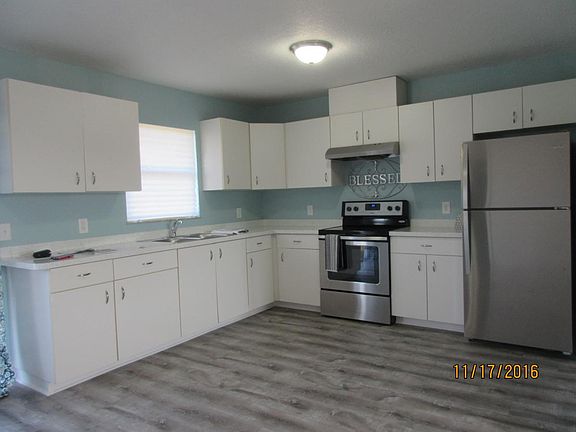 3rd image of 332 San Carlos Dr