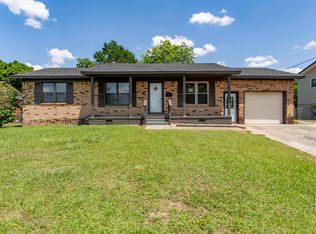 937 Mountain Dr, Fultondale, AL 35068