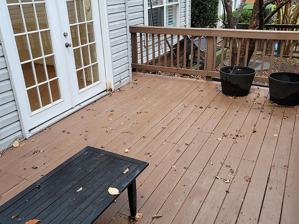 1st image of 1533 N Colonial Ter #A