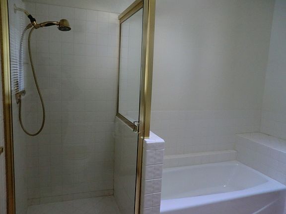 5th image of 2851 S Valley View Blvd Unit 1085