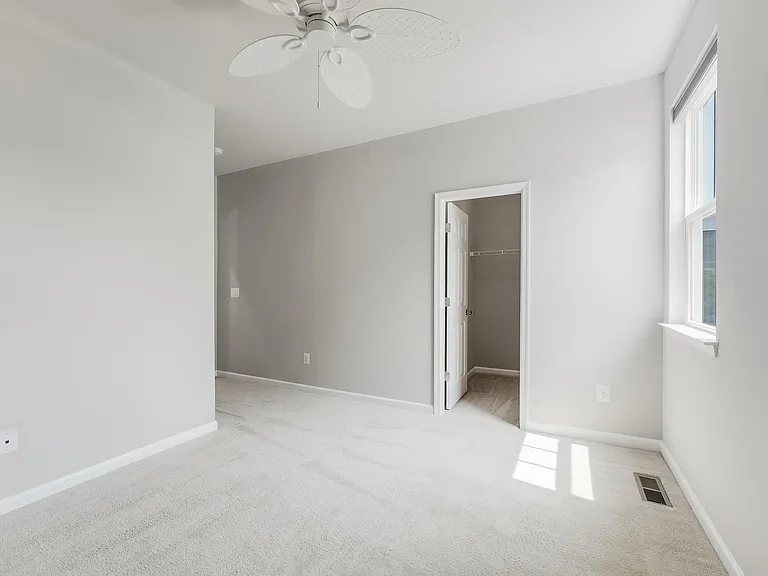 12199 Aster Rd — Photo 36