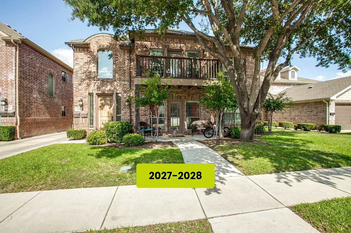 3125 Waits Ave — Photo 1