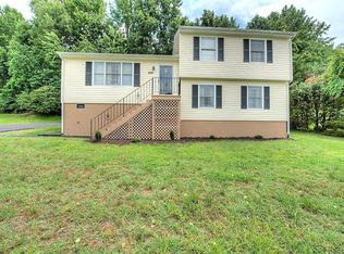 11017 Sassafras Dr, North Prince George, VA 23860
