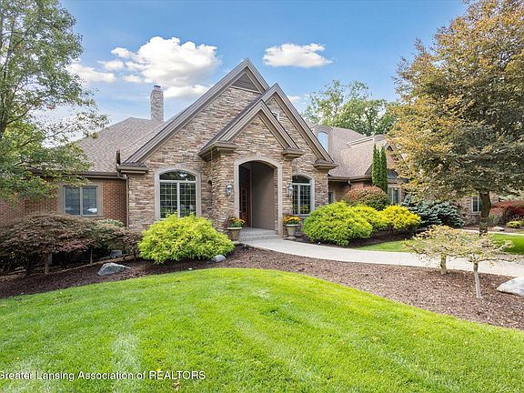 2nd image of 2471 Overglen Ct