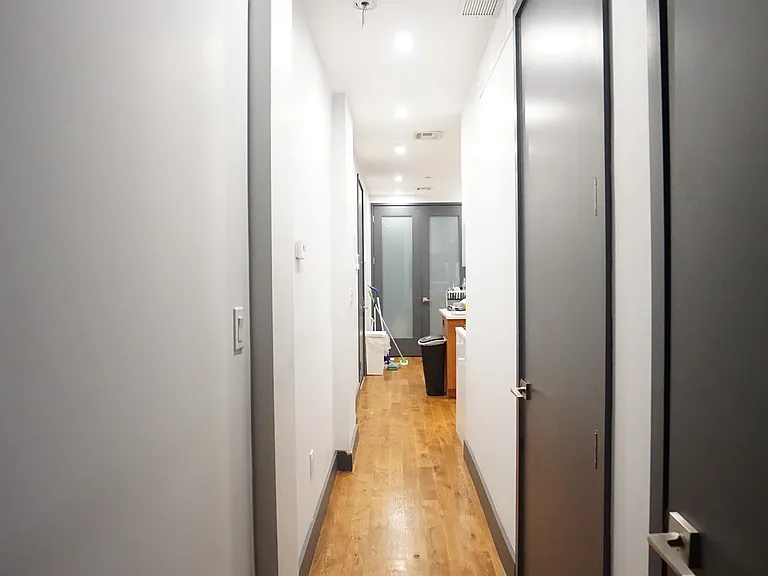 174 Knickerbocker Ave #3L — Photo 22