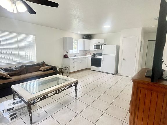 Living room & kitchen