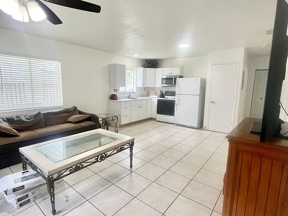Living room & kitchen