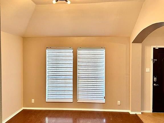 5th image of 4301 Santa Sofia Ct