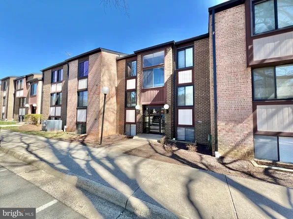 3117 Buccaneer Ct APT 1, Fairfax, VA 22031