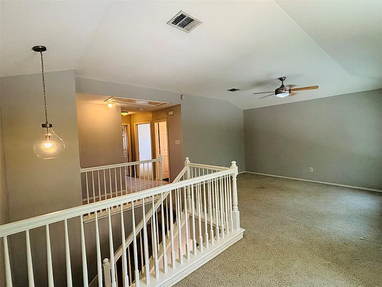 100 Crockett Rd — Photo 21