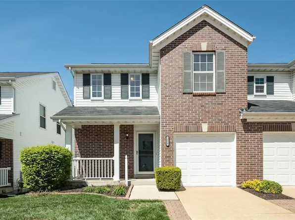 1039 Big Bend Crossing Dr, Valley Park, MO 63088