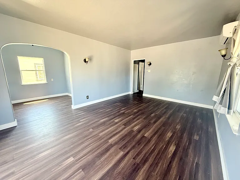 236 Chestnut St — Photo 3