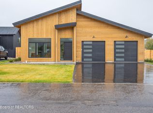 171 Alpine Trl, Victor, ID 83455