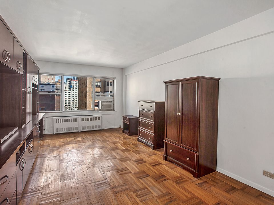 1st image of 288 Lexington Ave APT 8C