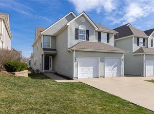 8616 NE 97th St, Kansas City, MO 64157