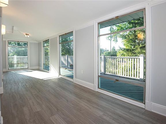 3rd image of 12072 Lakeside Dr