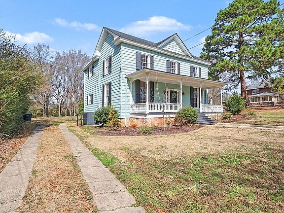 3rd image of 321 E Branch St