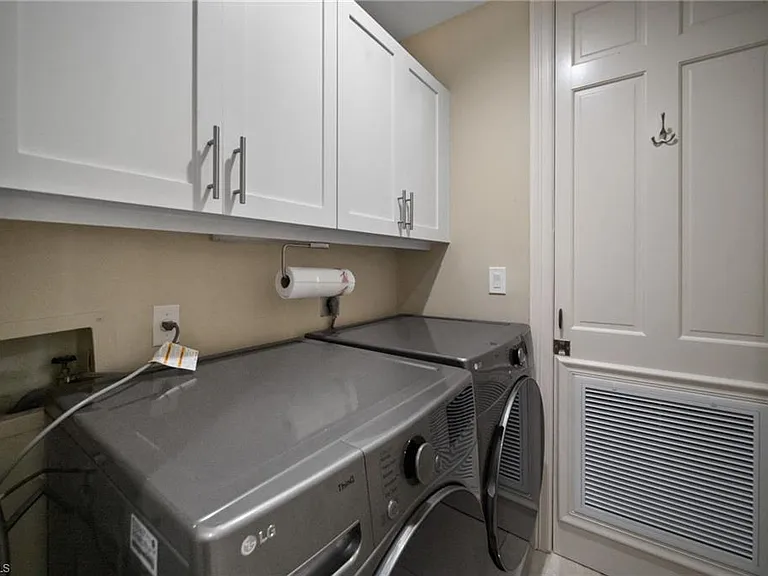 261 Colonade Cir #2701 — Photo 35