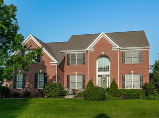 5831 Rocky Shore Dr, Lewis Center, OH