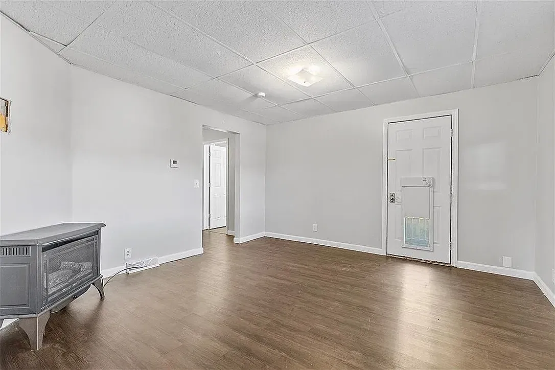1504 Main St — Photo 4