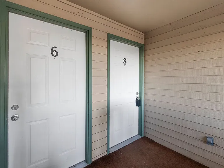 1219 East St SE — Photo 12
