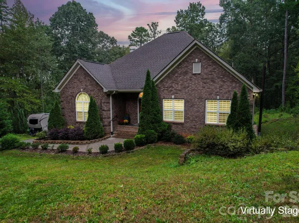 10604 Russet Pl, Charlotte, NC 28227