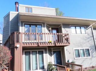 315 Crescent Spring Dr, Louisville, KY