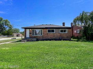 32411 Grandview Ave, Westland, MI 48186