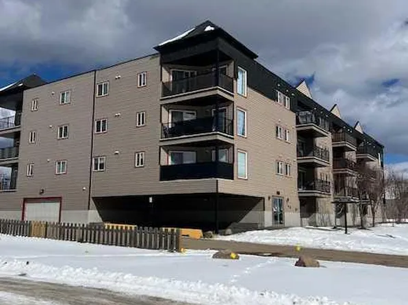 4502 S 52nd Ave #207, Whitecourt, AB T7S 0C4