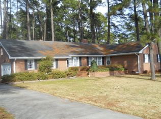 2304 W Church St, Elizabeth City, NC 27909