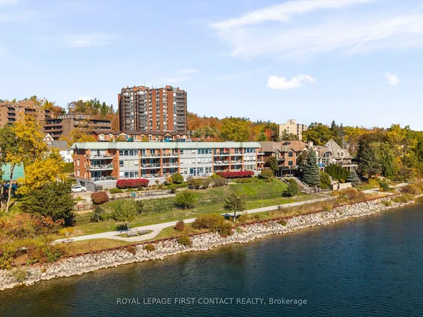 21 Kempenfelt Dr #308, Barrie, ON L4M 1B8