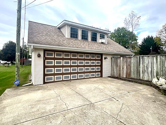 3rd image of 19779 Southland Ave