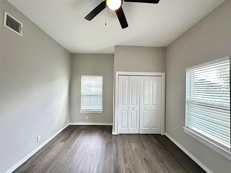 225 N Everton St #4 — Photo 20