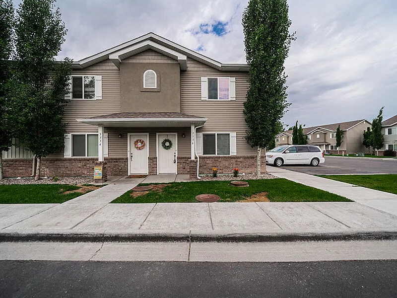 Meadowcreek Townhomes — Photo 4