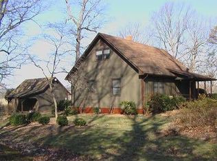 64 Rankin Ln, Stuarts Draft, VA 24477