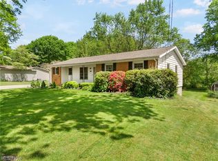 3369 Mark Ln, Barberton, OH 44203
