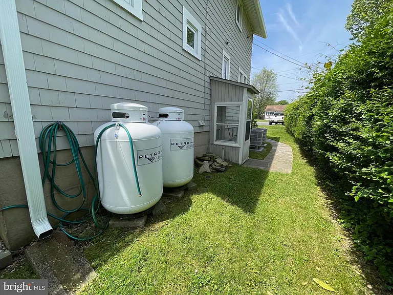 2513 Barrison Point Rd — Photo 13