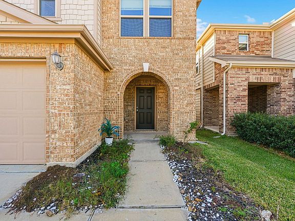 2nd image of 13111 Mills Grove Dr
