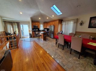 1695 Barbara Ln, East Meadow, NY 11554