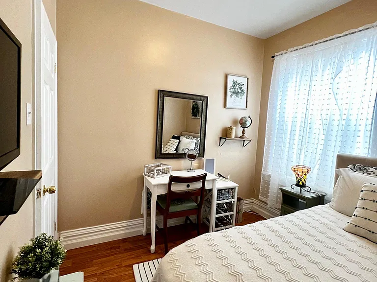 4047 Castleman Ave #2E — Photo 9